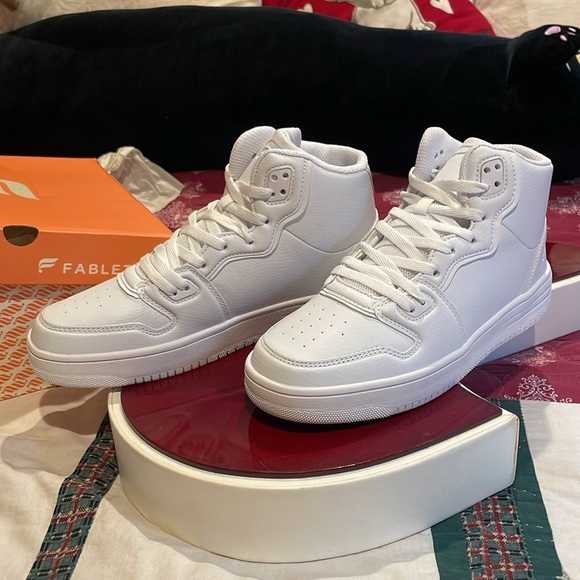White high top sneakers - Picture 12 of 13